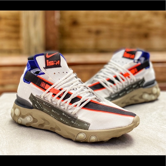 nike ispa summit white
